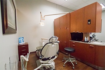 dental-office-cleaning-and-exam-room